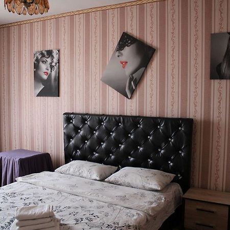 Apartment On Fastivs'Ka 2 Белая Церковь Экстерьер фото
